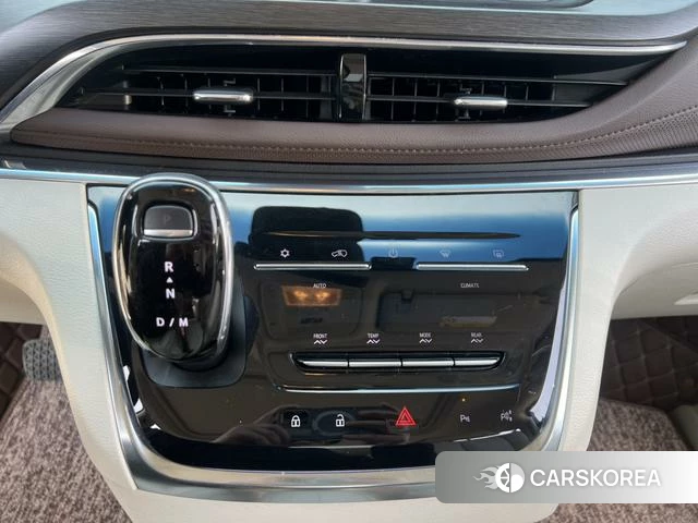 Buick GL8 id 4209893 из Китая 18