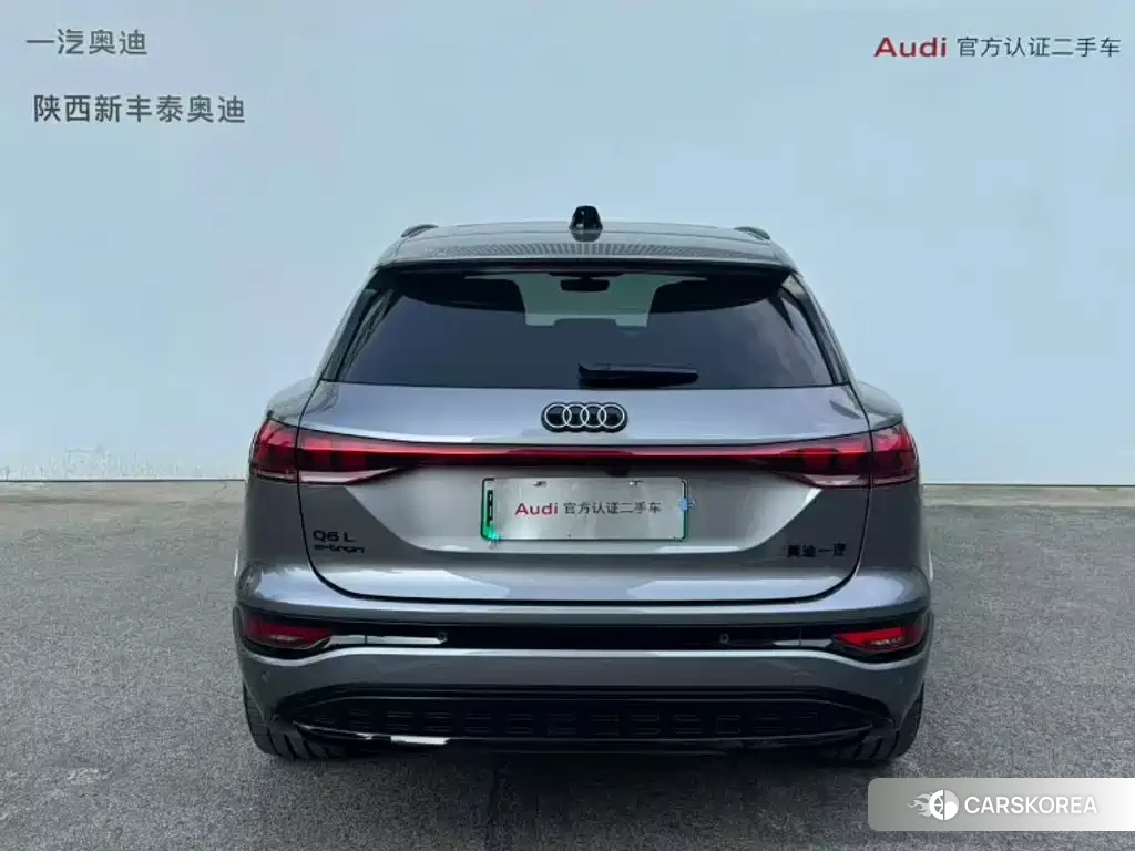 Audi Q6L id 4628132 из Китая 23