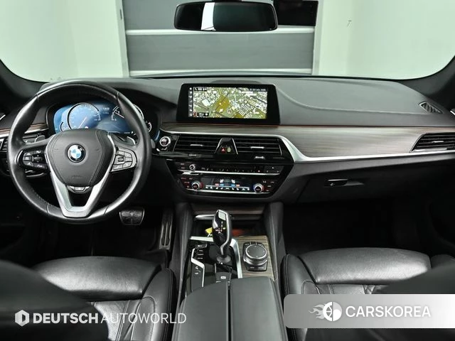 BMW 5 Series (G30) id 3886475 из Кореи 17