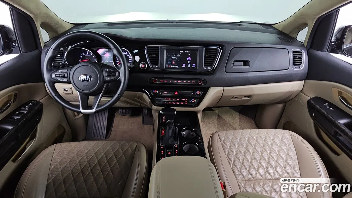 Kia The New Carnival id 2151334 из Кореи 17