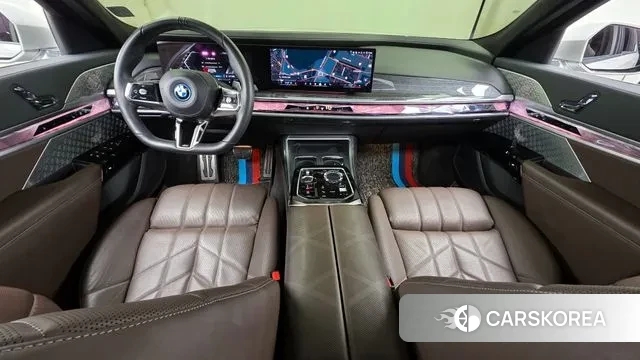 BMW 7 Series (G70) id 3327928 из Кореи 17