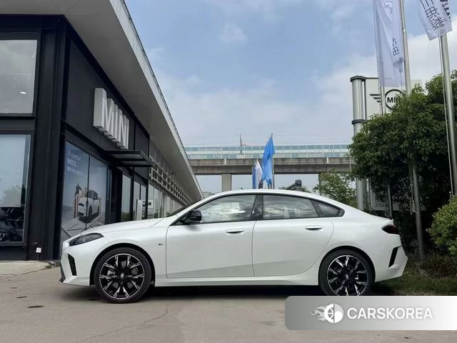 BMW 2 series id 4264898 из Китая 13