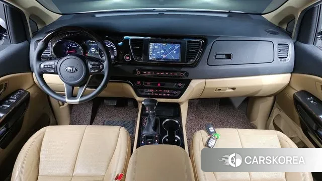 Kia The New Carnival id 3479841 из Кореи 17