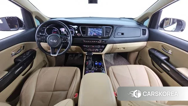 Kia The New Carnival id 3313220 из Кореи 17