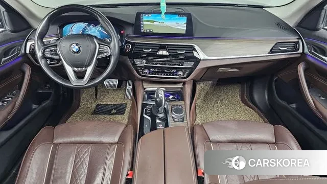 BMW 5 Series (G30) id 3563239 из Кореи 17