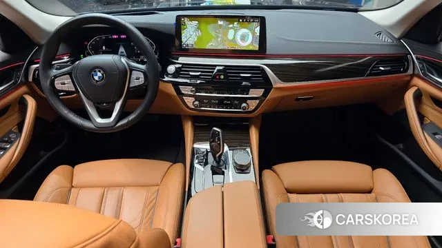 BMW 5 Series (G30) id 3022331 из Кореи 17