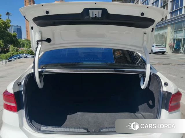 Volkswagen Lavida Pure Electric id 4276209 из Китая 7