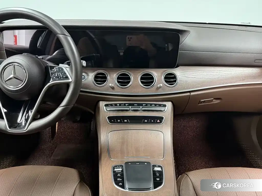 Mercedes-Benz E-Class id 4649298 из Китая 19
