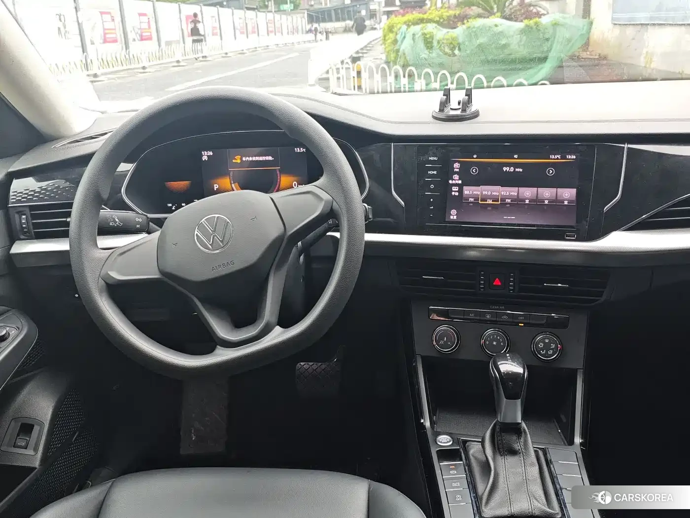 Volkswagen Passat id 4547333 из Китая 7