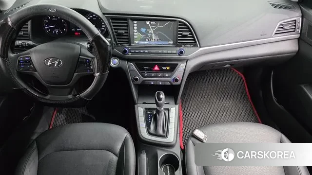 Hyundai Avante AD id 3249355 из Кореи 17