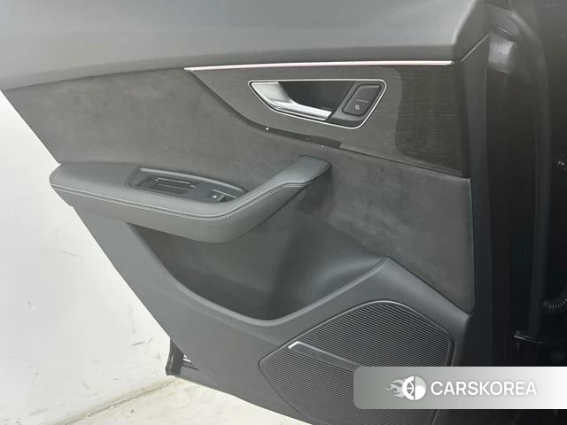 Audi Q8 id 4265866 из Китая 13