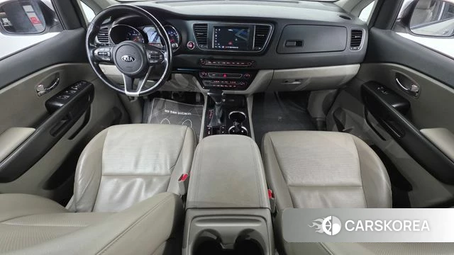 Kia The New Carnival id 4377708 из Кореи 17