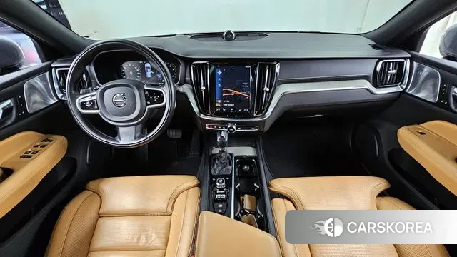 Volvo V60 Cross-Country 2nd Generation id 3319096 из Кореи 17