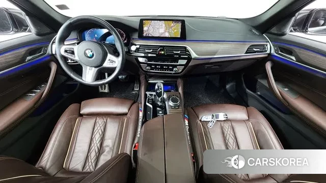 BMW 5 Series (G30) id 3253602 из Кореи 17