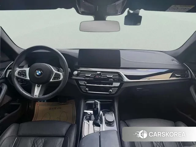 BMW 5 Series (G30) id 3452832 из Кореи 16