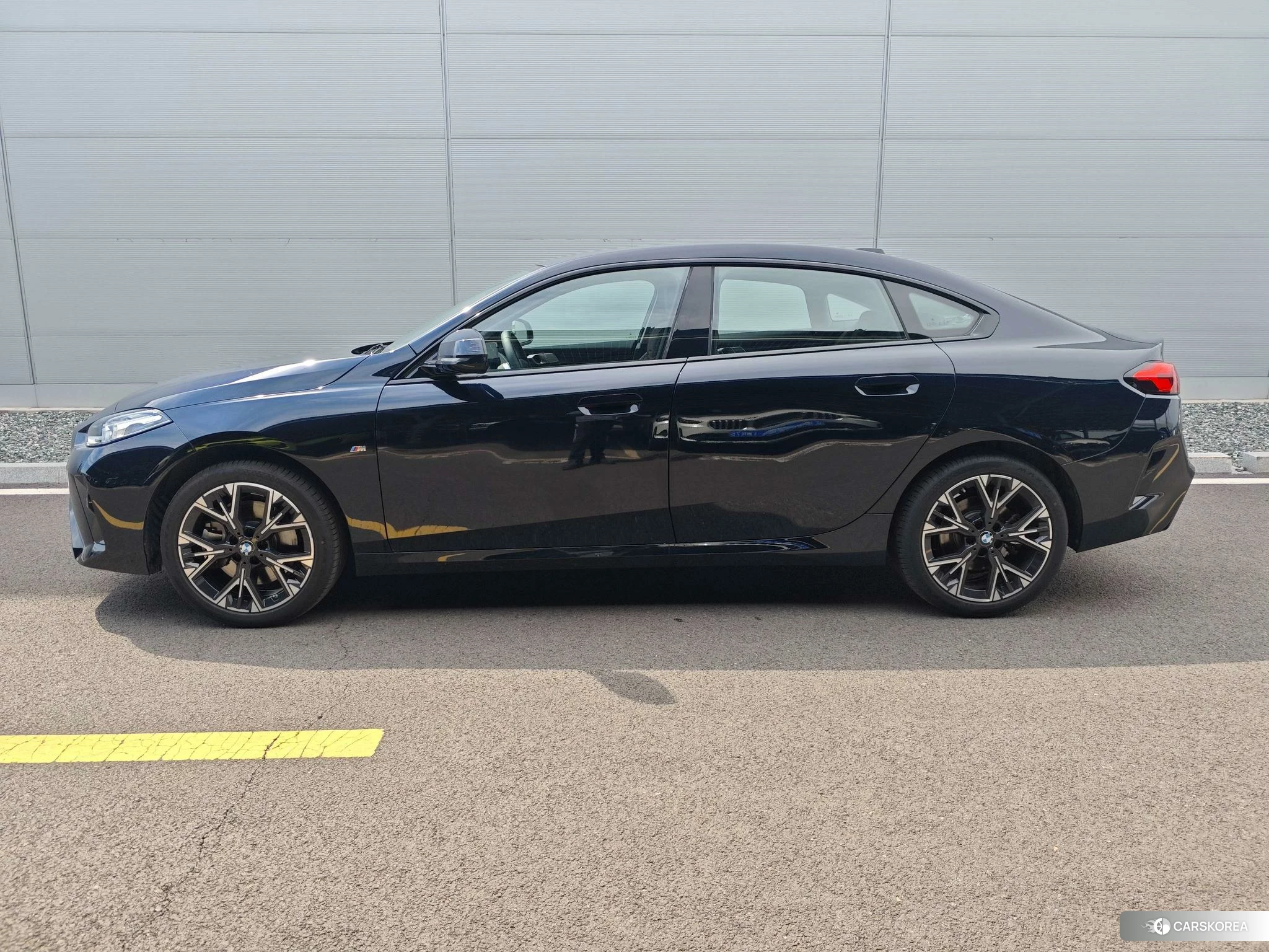 BMW 2 series id 4452781 из Китая 9