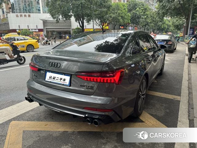Audi A6L id 4335299 из Китая 21