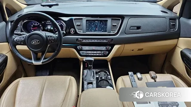 Kia The New Carnival id 3612163 из Кореи 17