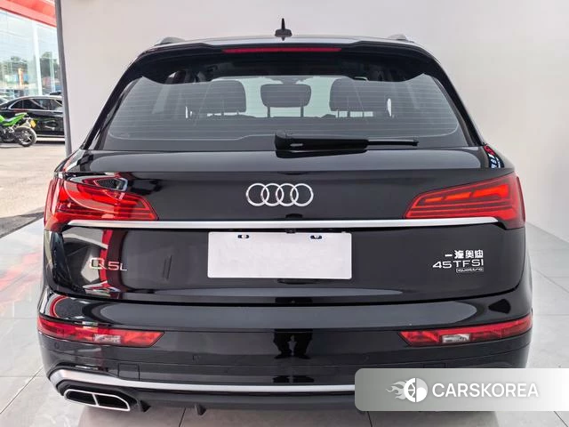 Audi Q5L id 4276922 из Китая 14