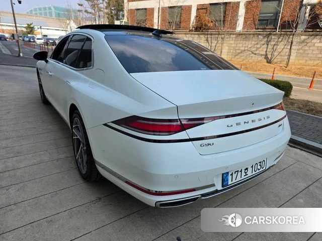 Genesis G90 (RS4) id 3799385 из Кореи 13