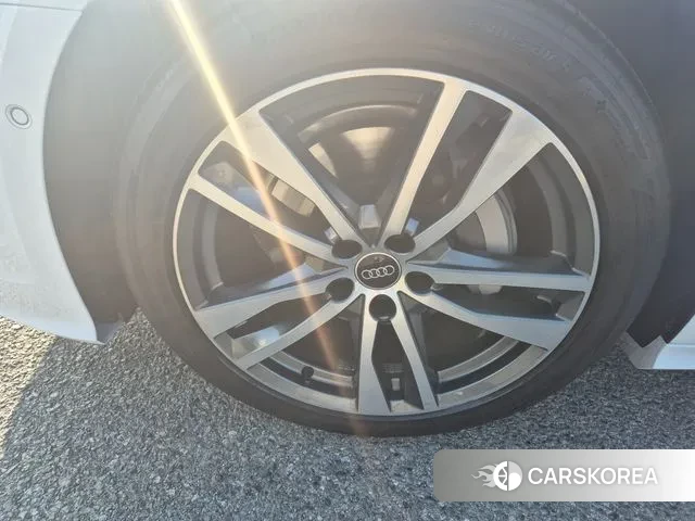 Audi A6 (C8) id 3695616 из Кореи 14