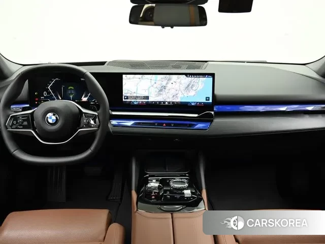 BMW 5 Series (G60) id 3036459 из Кореи 17