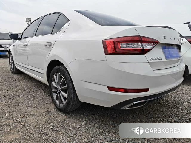 Skoda Octavia id 4380659 из Китая 7