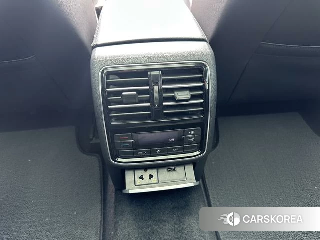 Volkswagen Magotan id 4241062 из Китая 18