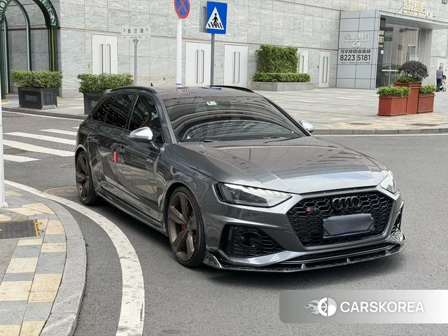 Audi RS 4 id 4261444 из Китая 14