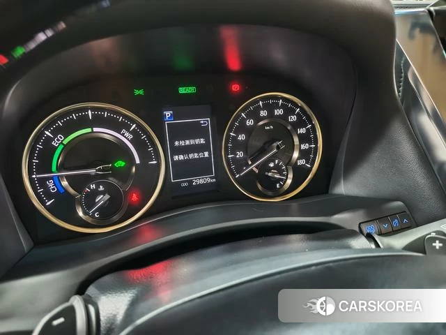 Toyota Elfa id 4328892 из Китая 9