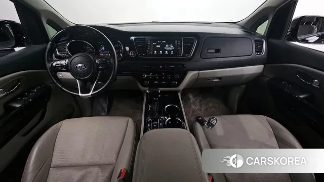 Kia The New Carnival id 2567983 из Кореи 17