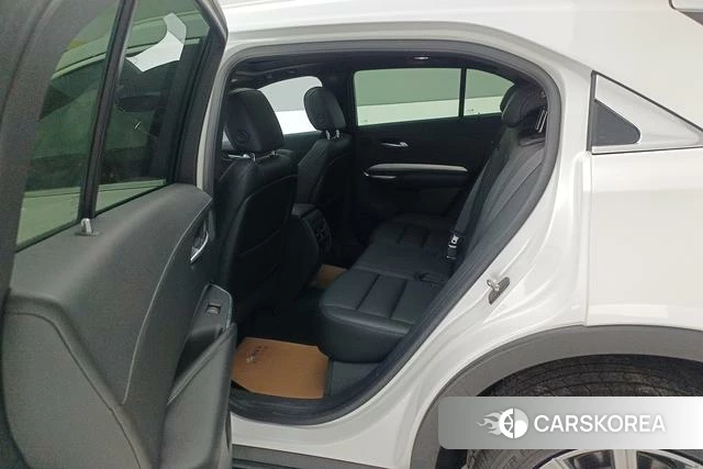 Cadillac XT4 id 3775299 из Китая 14