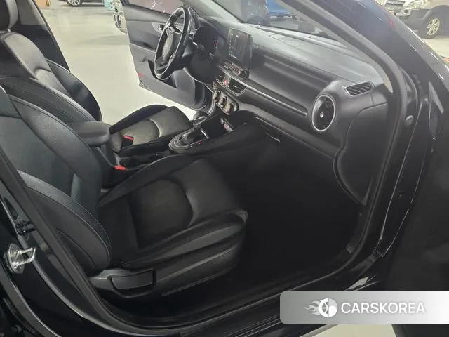 Kia Come New K3 id 3595806 из Кореи 11