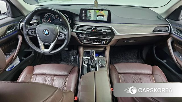BMW 5 Series (G30) id 4403539 из Кореи 27