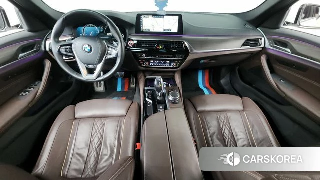 BMW 5 Series (G30) id 4531122 из Кореи 32