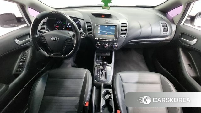 Kia The New K3 id 3880279 из Кореи 17