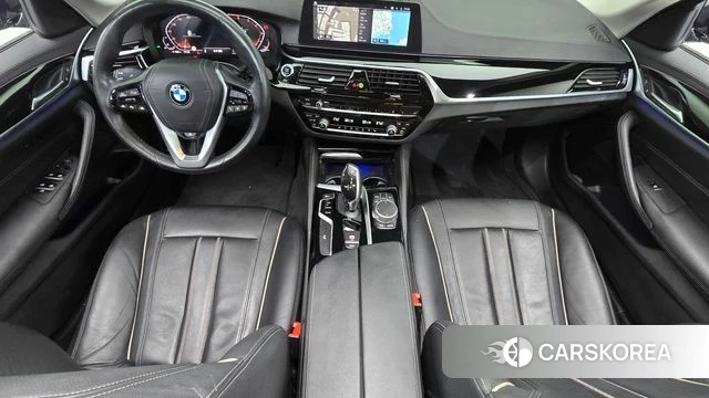 BMW 5 Series (G30) id 4703064 из Кореи 31