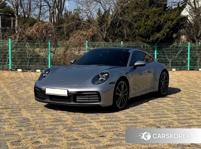 Porsche 911(992) id 3698176 из Кореи 17