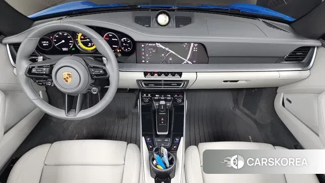 Porsche 911(992) id 3058889 из Кореи 17