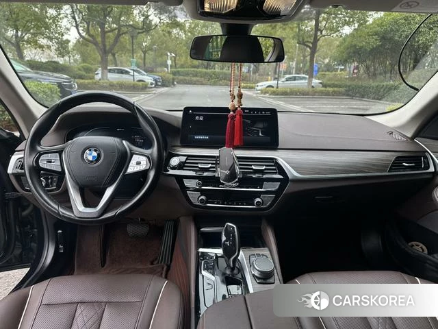 BMW 5 series PHEV id 4236770 из Китая 14
