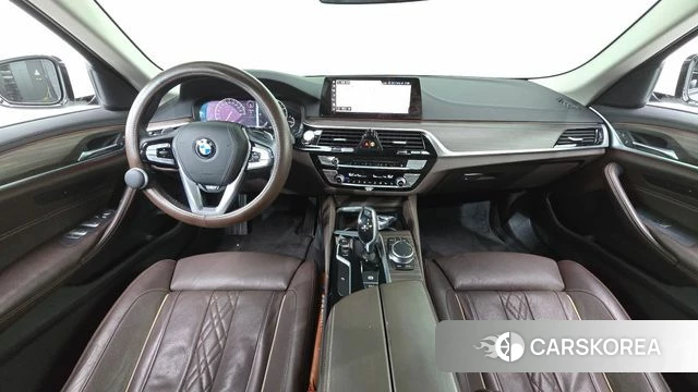 BMW 5 Series (G30) id 4626003 из Кореи 31