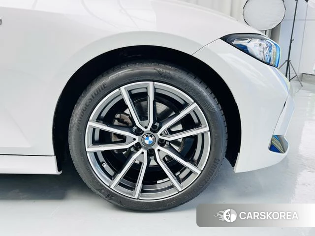 BMW 3 series id 4271672 из Китая 26