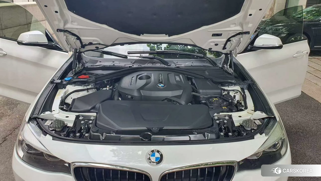BMW 3 series GT id 4467366 из Китая 21