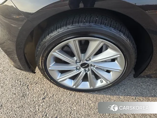 Genesis The New G70 id 3388320 из Кореи 17