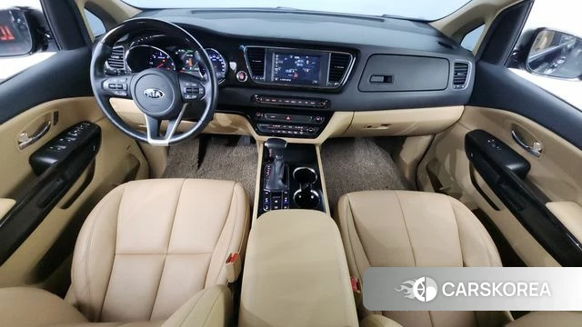 Kia The New Carnival id 4378167 из Кореи 17