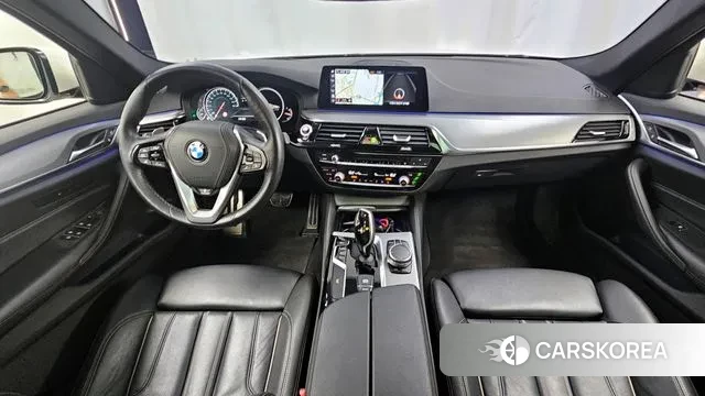 BMW 5 Series (G30) id 2986906 из Кореи 17