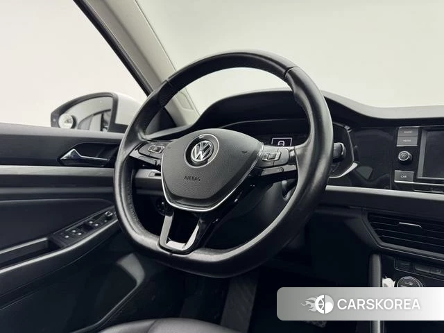 Volkswagen Bora id 4253597 из Китая 25