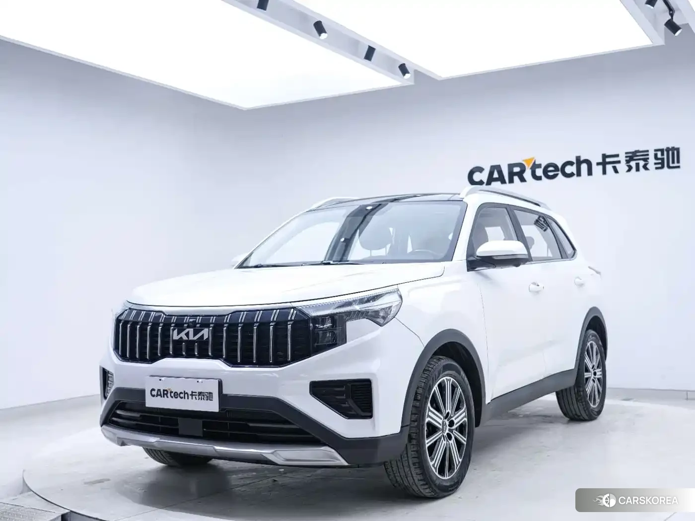 Kia Sportage id 4538939 из Китая 23