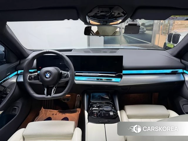 BMW 5 Series (G60) id 4589851 из Кореи 15