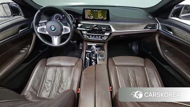 BMW 5 Series (G30) id 3428976 из Кореи 17